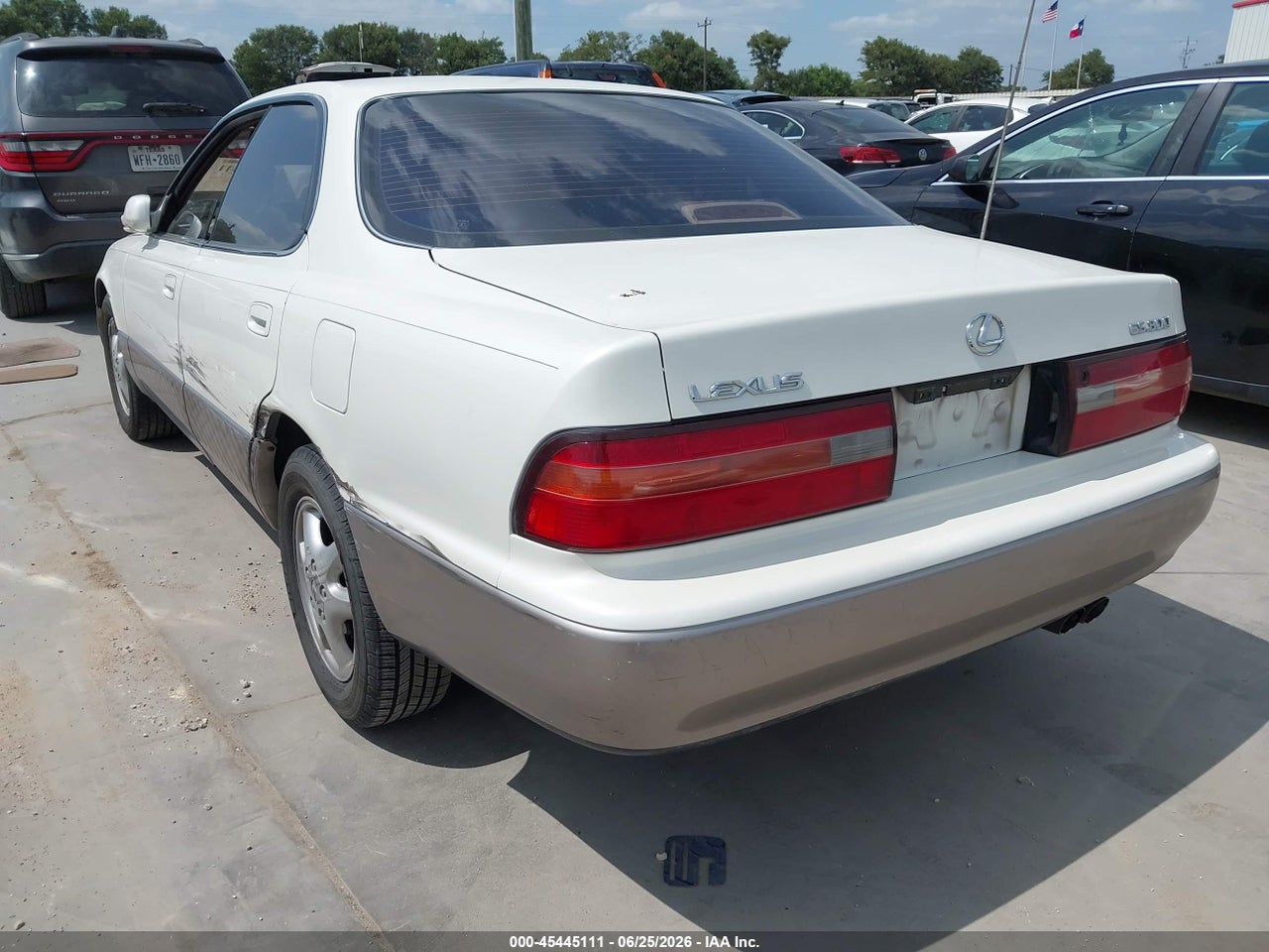1996 LEXUS ES 300 · 3/10