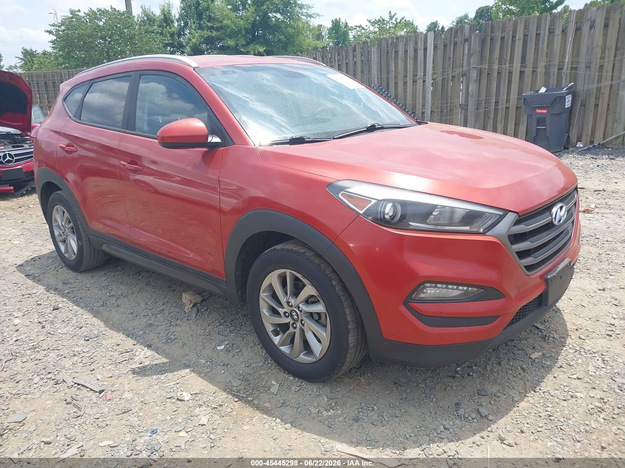 KM8J33A41GU****** · 2016 HYUNDAI TUCSON SE