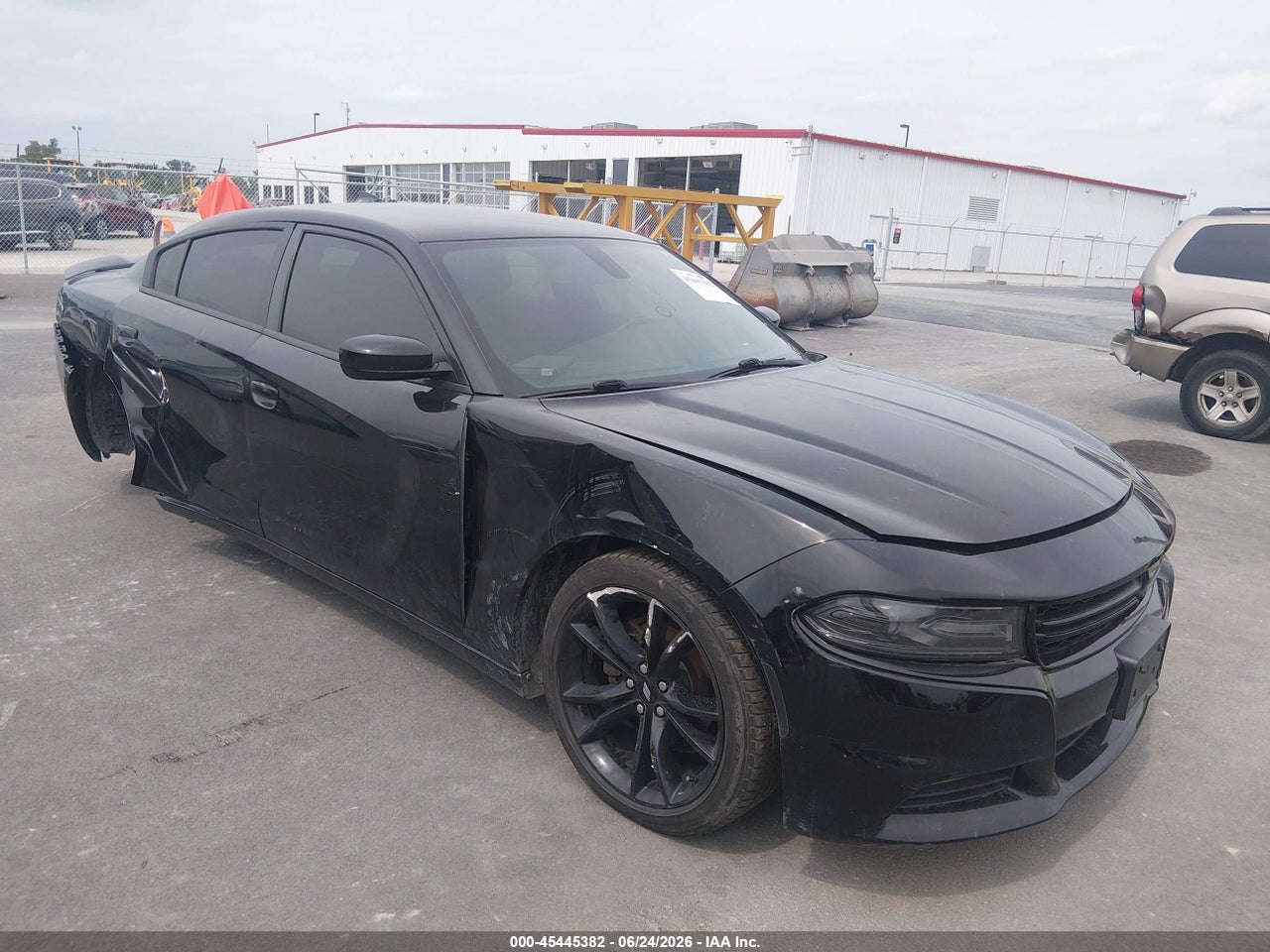 2C3CDXHG4HH****** · 2017 DODGE CHARGER SXT RWD