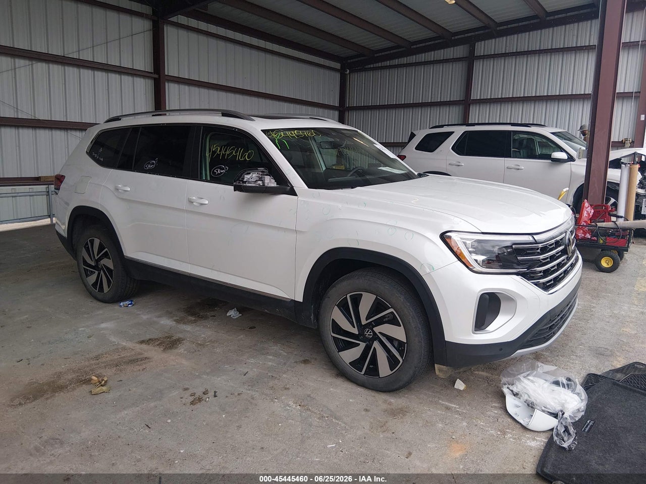 1V2BR2CA5RC****** · 2024 VOLKSWAGEN ATLAS 2.0T SEL