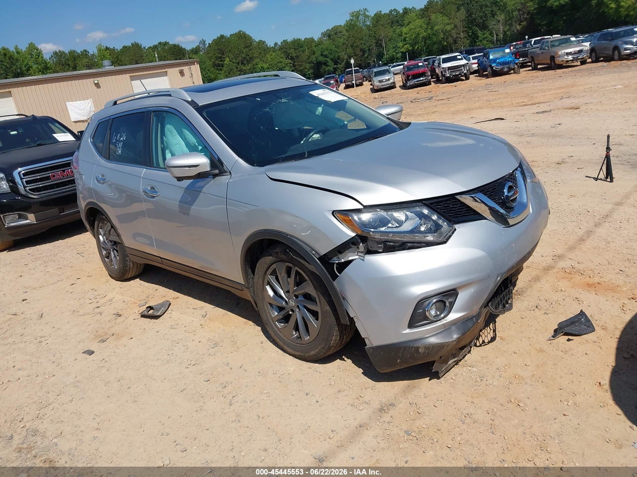 5N1AT2MT9GC****** · 2016 NISSAN ROGUE SL