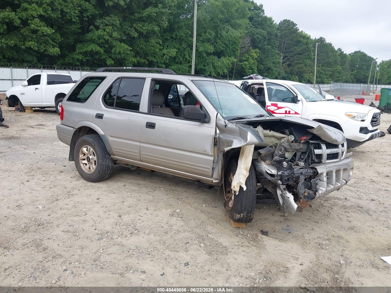 4S2CK58W244****** · 2004 ISUZU RODEO S 3.2L V6