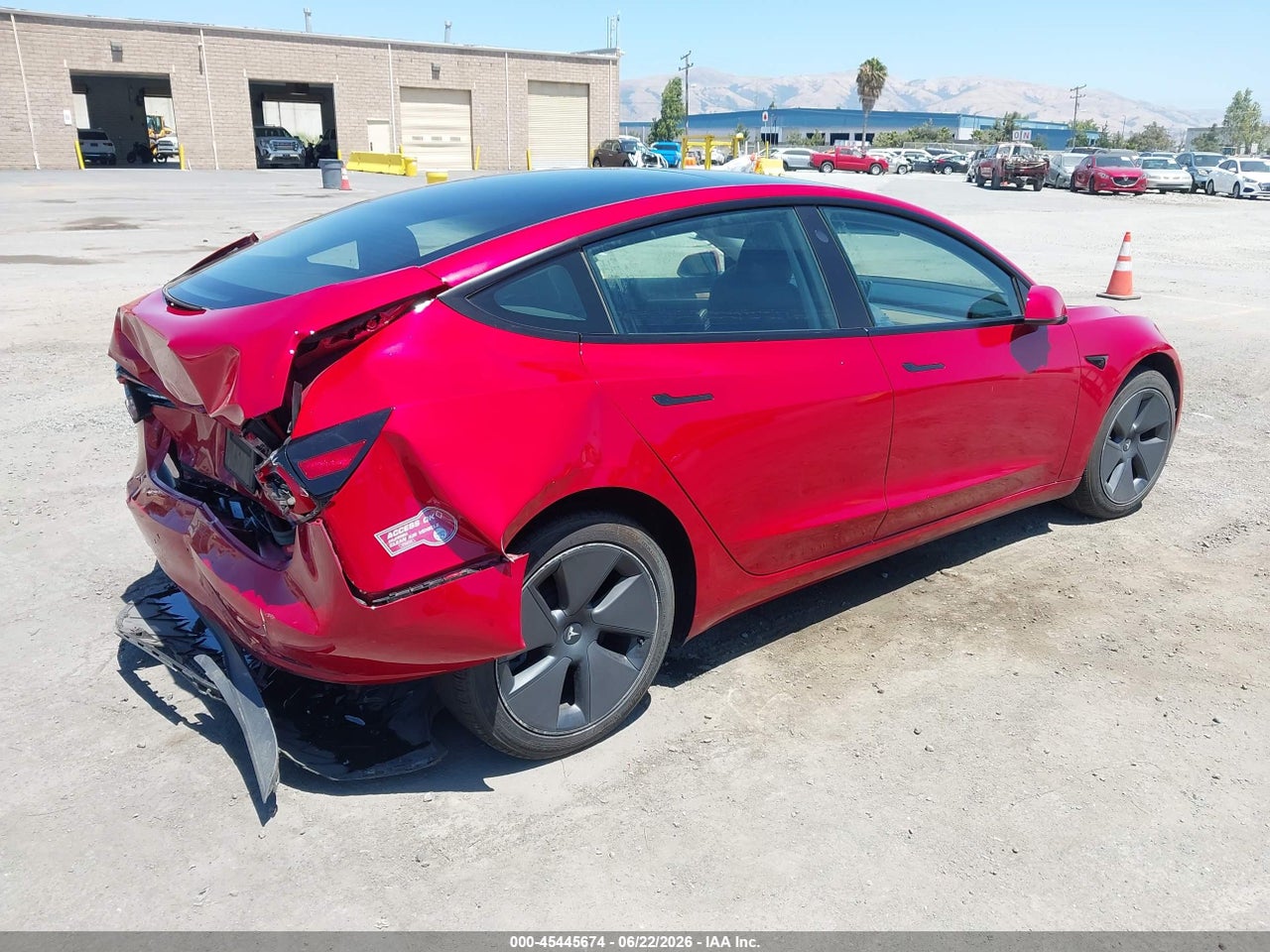 2023 TESLA MODEL 3 REAR-WHEEL DRIVE · 4/9