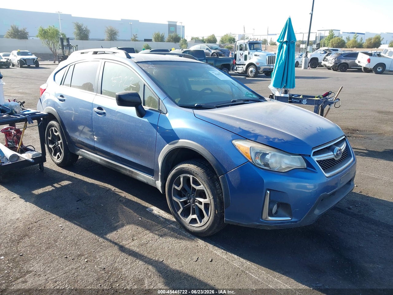 JF2GPABC6H8****** · 2017 SUBARU CROSSTREK 2.0I PREMIUM