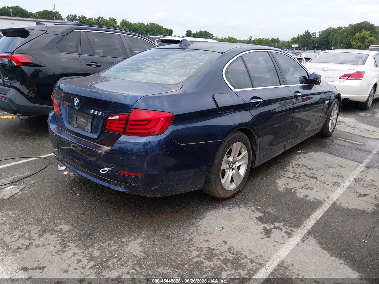 2012 BMW 528I   · 4/10