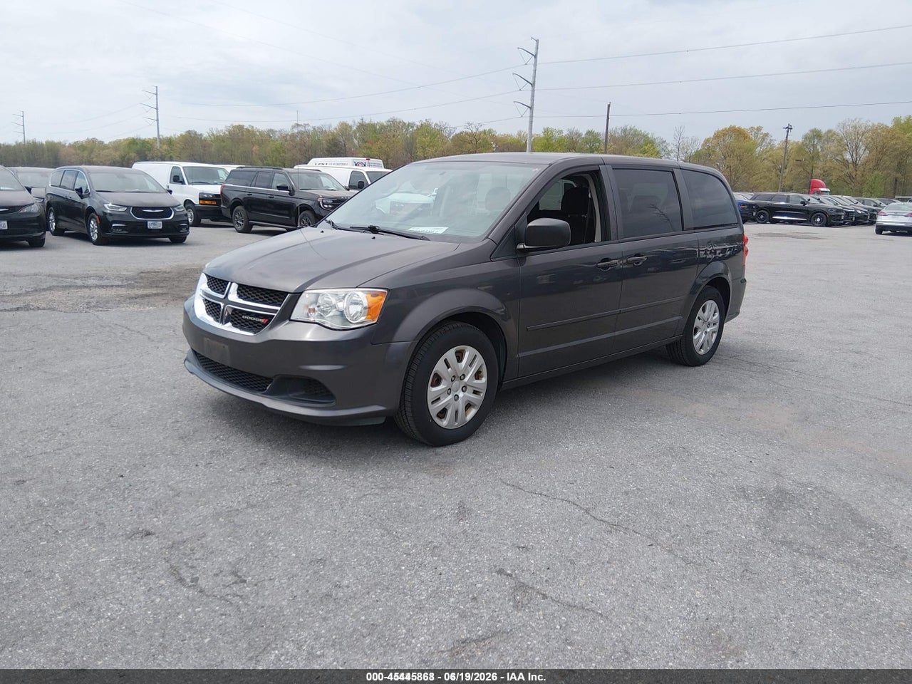 2C4RDGBG8HR****** · 2017 DODGE GRAND CARAVAN SE · 2/11