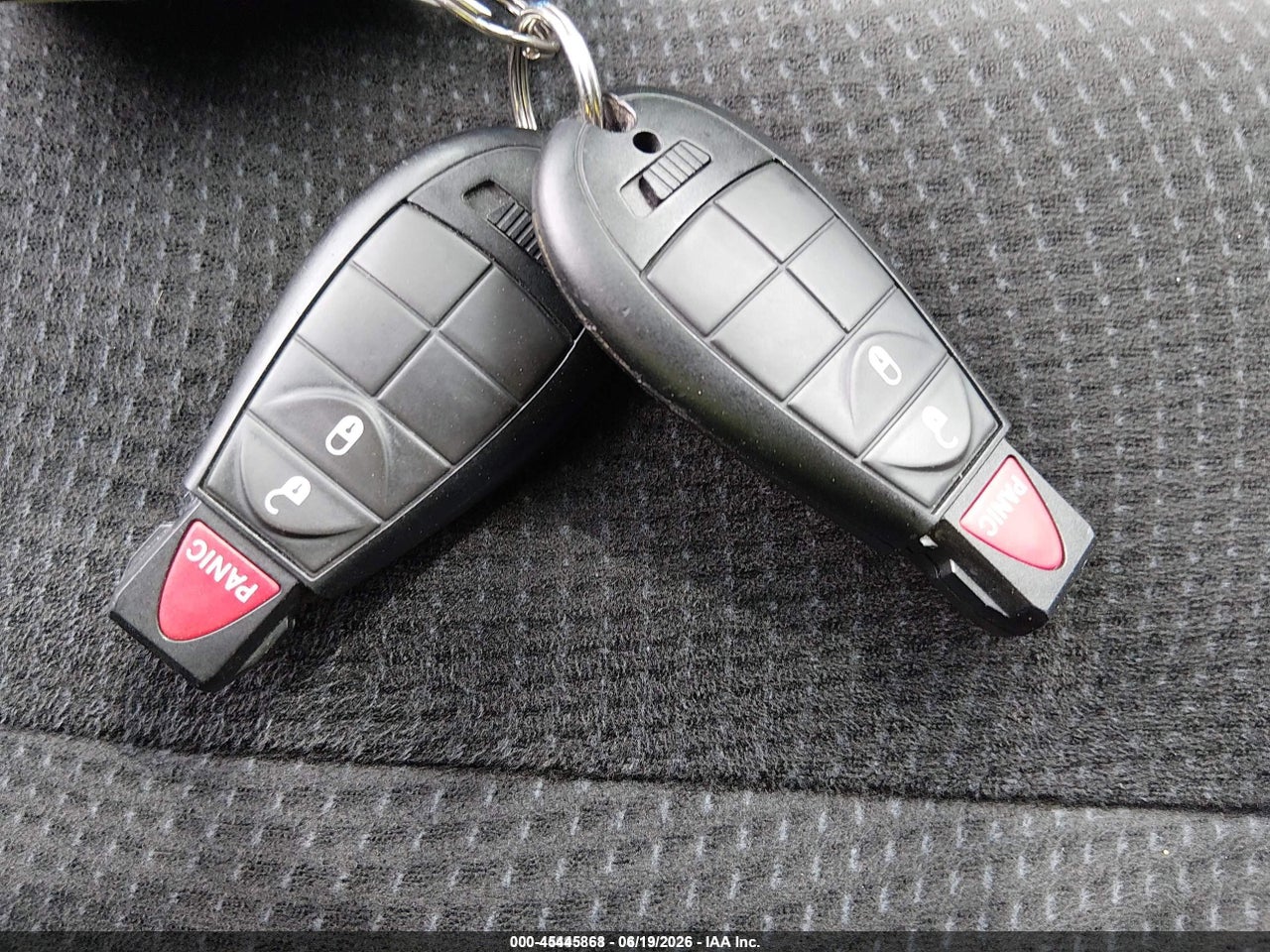 2C4RDGBG8HR****** · 2017 DODGE GRAND CARAVAN SE · 11/11