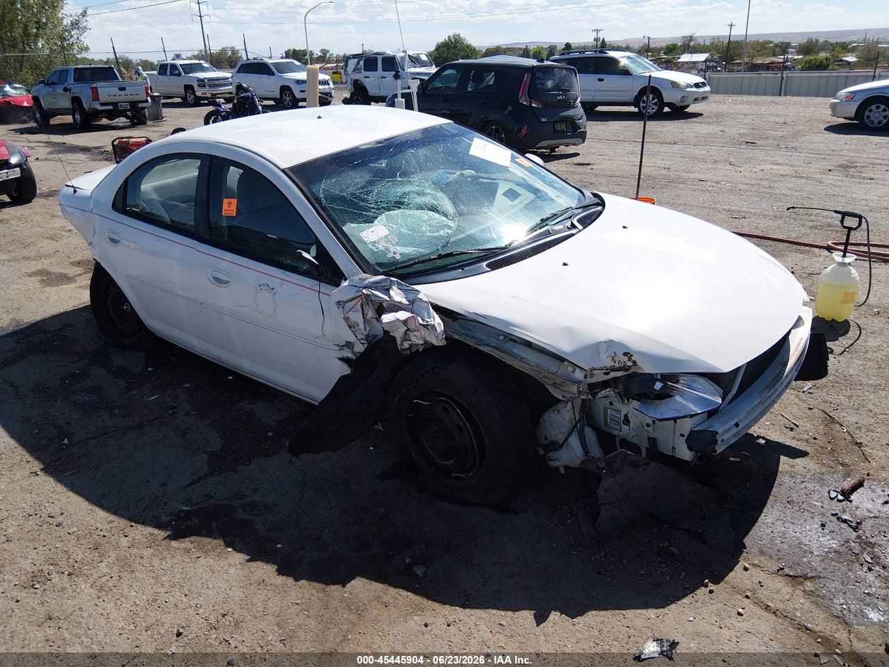 1B3EL46T65N****** · 2005 DODGE STRATUS SXT