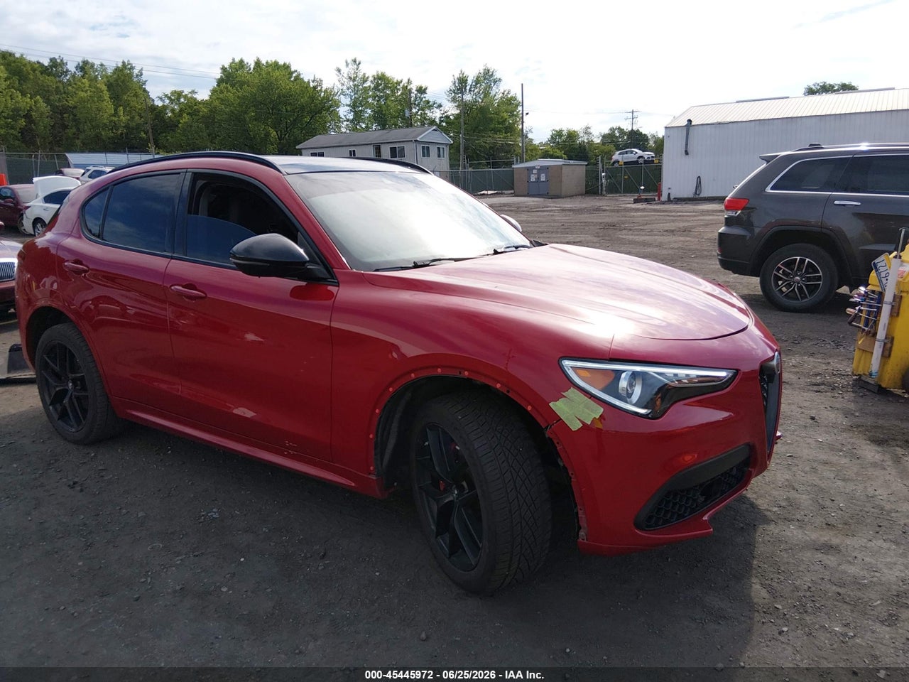 ZASPAKANXL7****** · 2020 ALFA ROMEO STELVIO SPORT AWD
