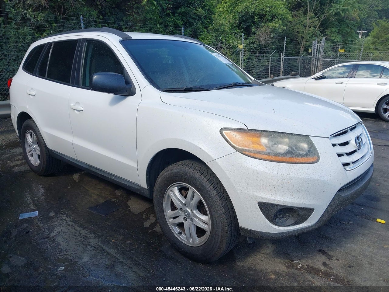 5XYZG3AB0BG****** · 2011 HYUNDAI SANTA FE GLS