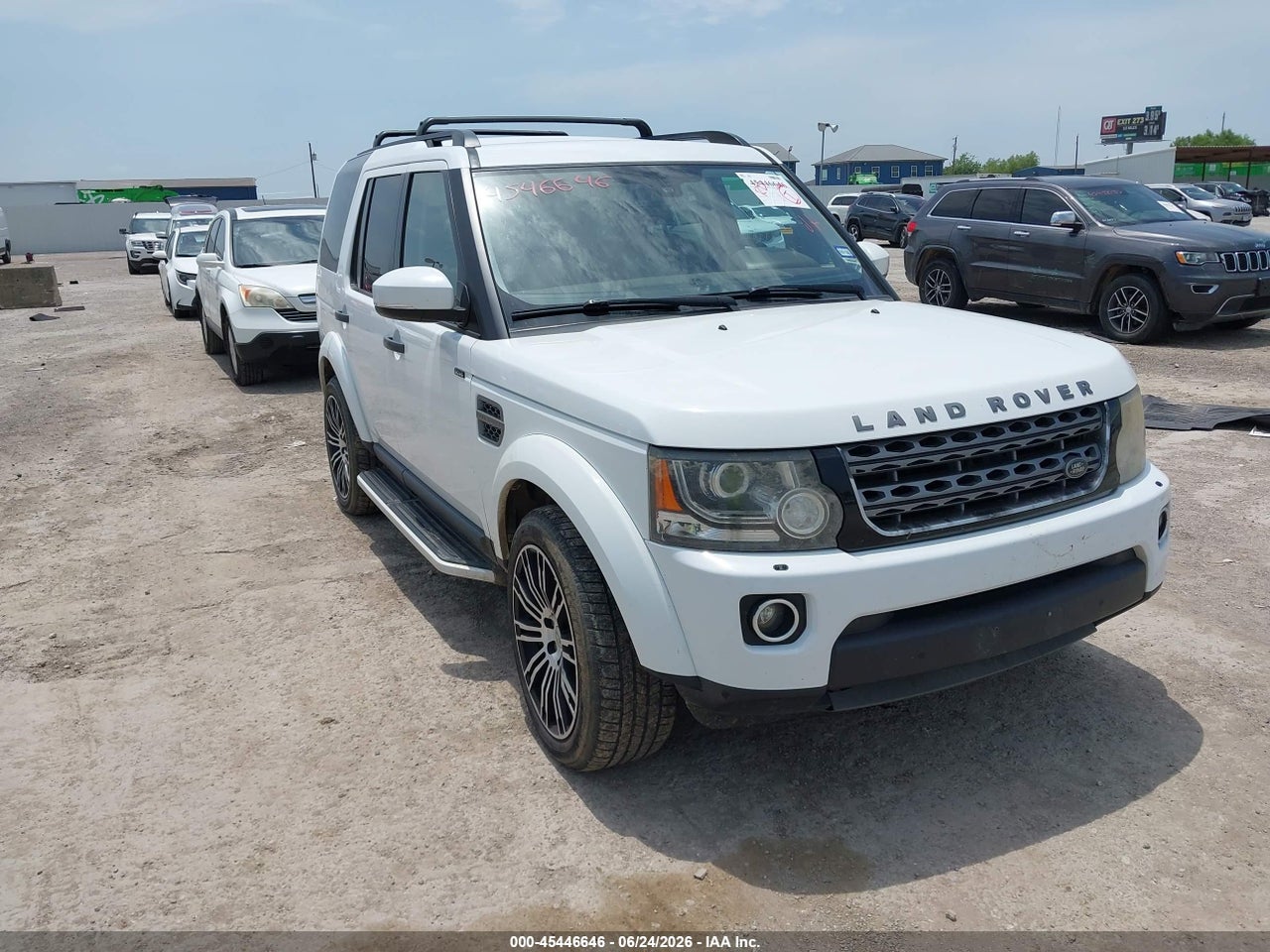 SALAG2V61FA****** · 2015 LAND ROVER LR4