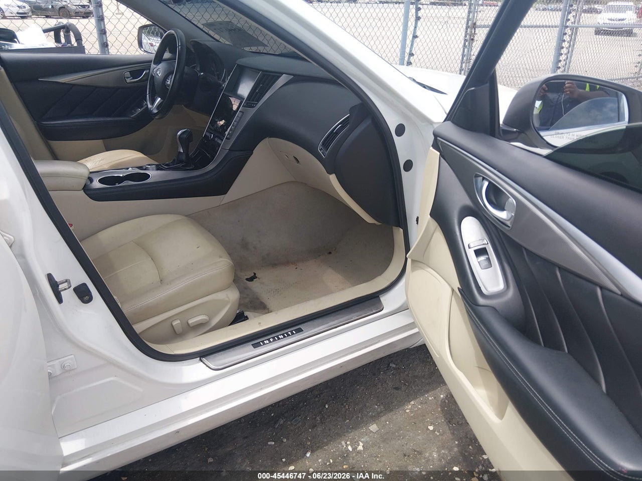 2014 INFINITI Q50 PREMIUM · 5/11