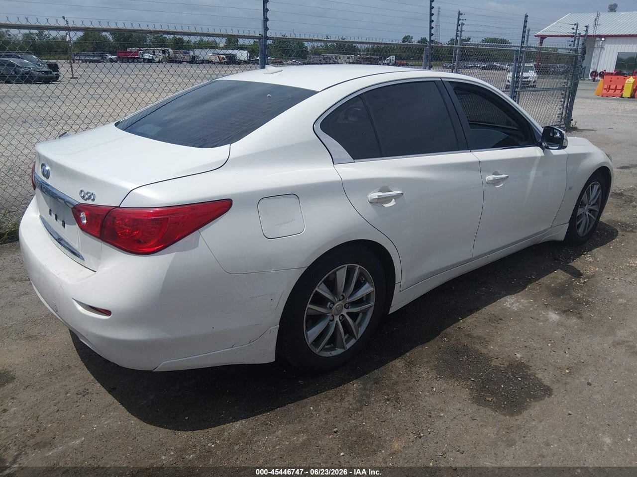 2014 INFINITI Q50 PREMIUM · 4/11