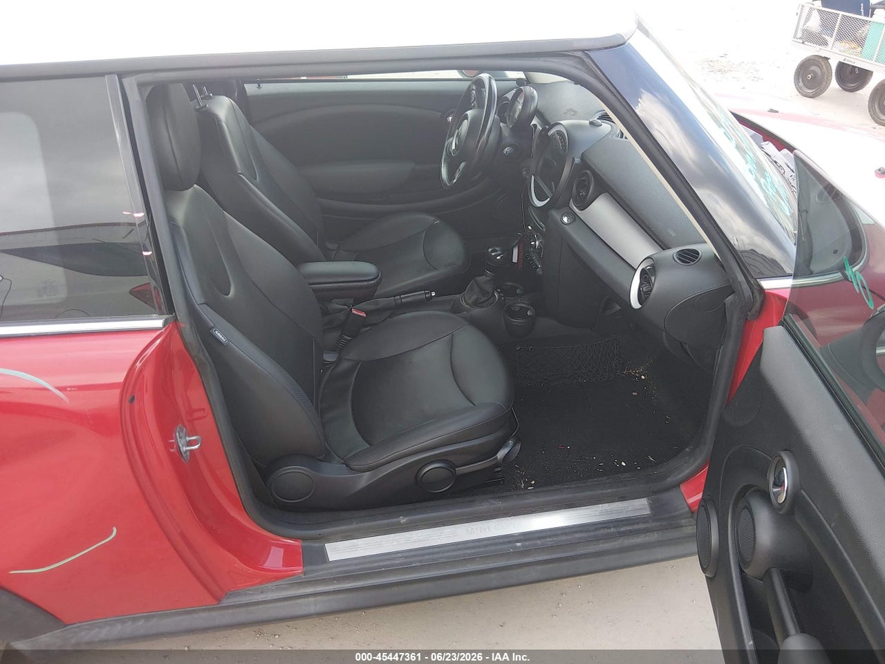 2012 MINI COOPER · 5/11