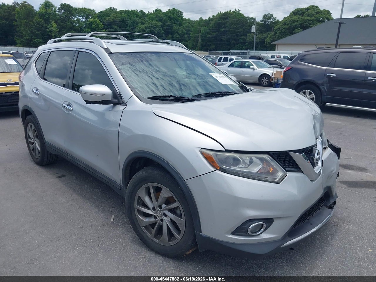 5N1AT2MT6FC****** · 2015 NISSAN ROGUE SL