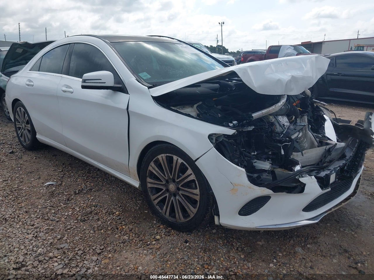 WDDSJ4GB6HN****** · 2017 MERCEDES-BENZ CLA 250 4MATIC