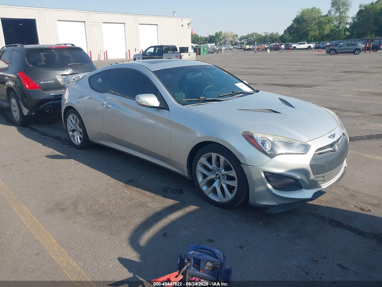 KMHHU6KJ9DU****** · 2013 HYUNDAI GENESIS 3.8 GRAND TOURING
