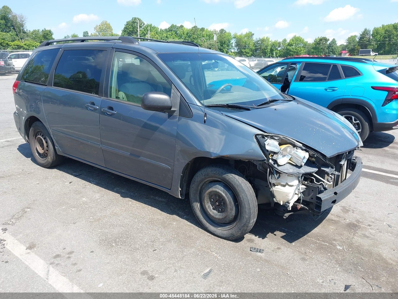 5TDZK23C88S****** · 2008 TOYOTA SIENNA LE