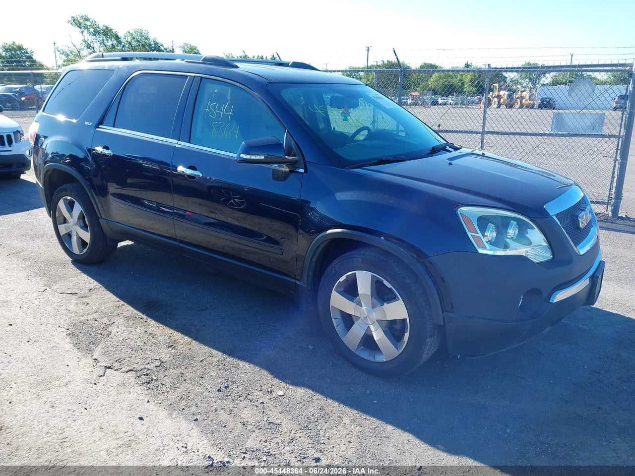 1GKKVRED4BJ****** · 2011 GMC ACADIA SLT-1