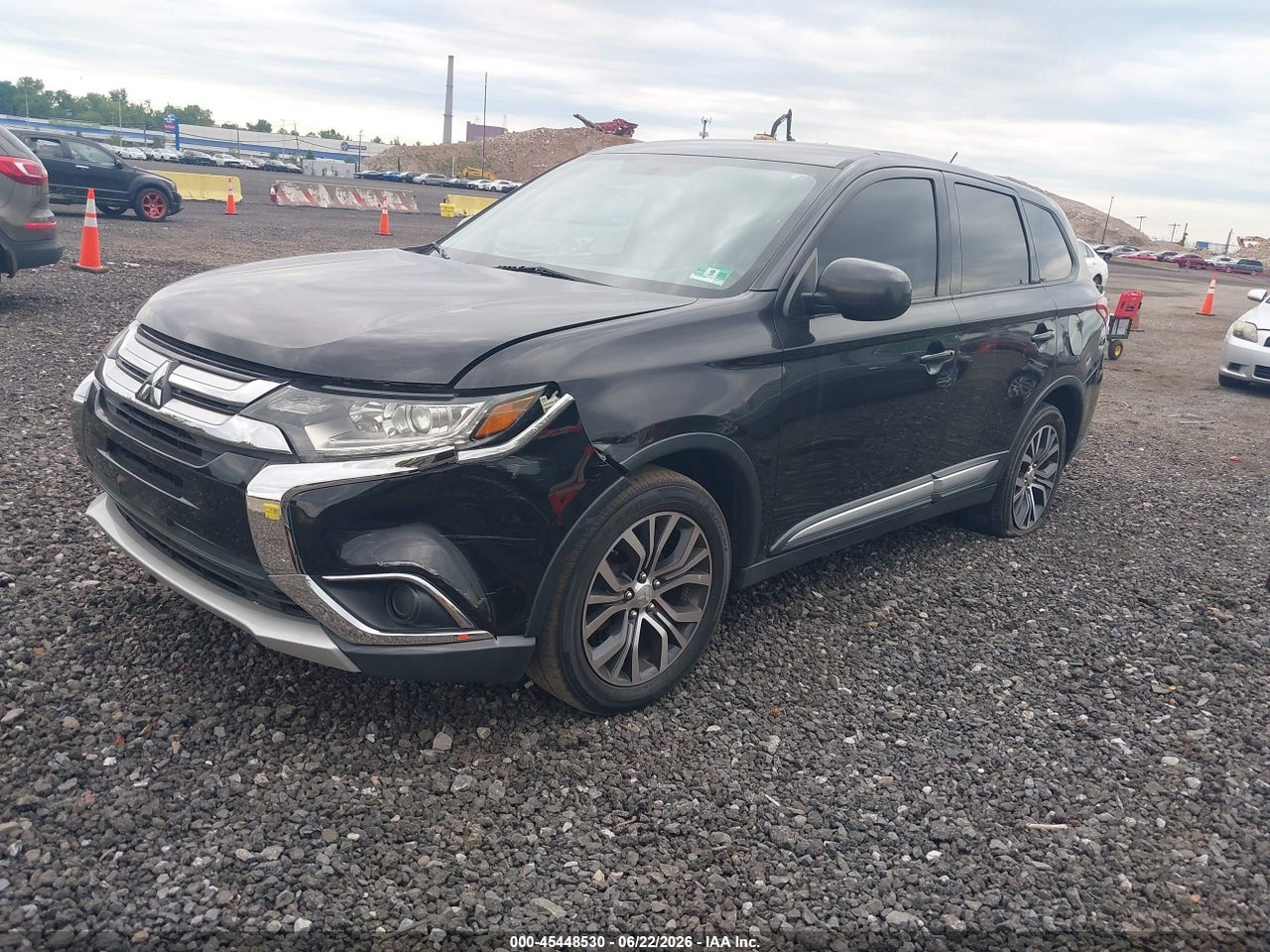 JA4AD2A38GZ****** · 2016 MITSUBISHI OUTLANDER ES · 2/11