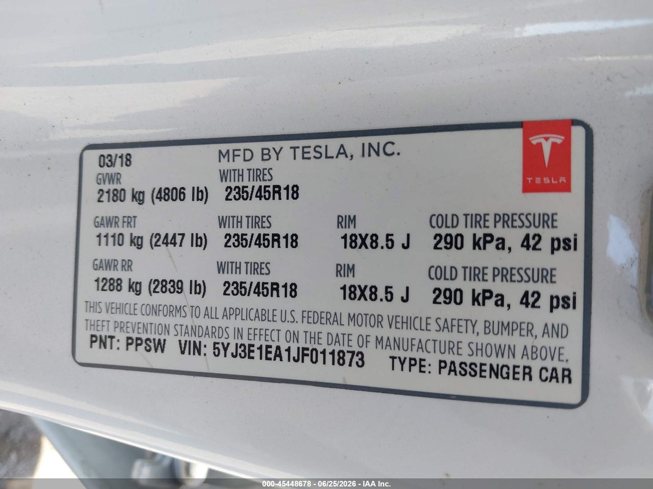 5YJ3E1EA1JF****** · 2018 TESLA MODEL 3 LONG RANGE/MID RANGE · 9/10