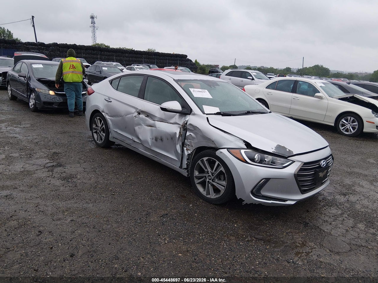 5NPD84LF8HH****** · 2017 HYUNDAI ELANTRA LIMITED