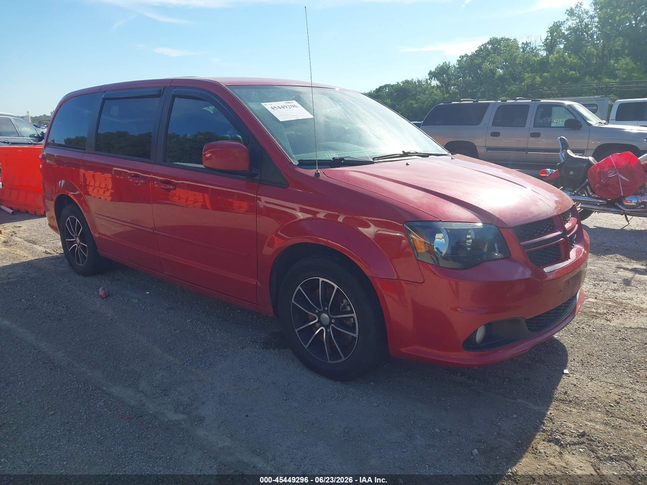 2C4RDGEG1GR****** · 2016 DODGE GRAND CARAVAN R/T