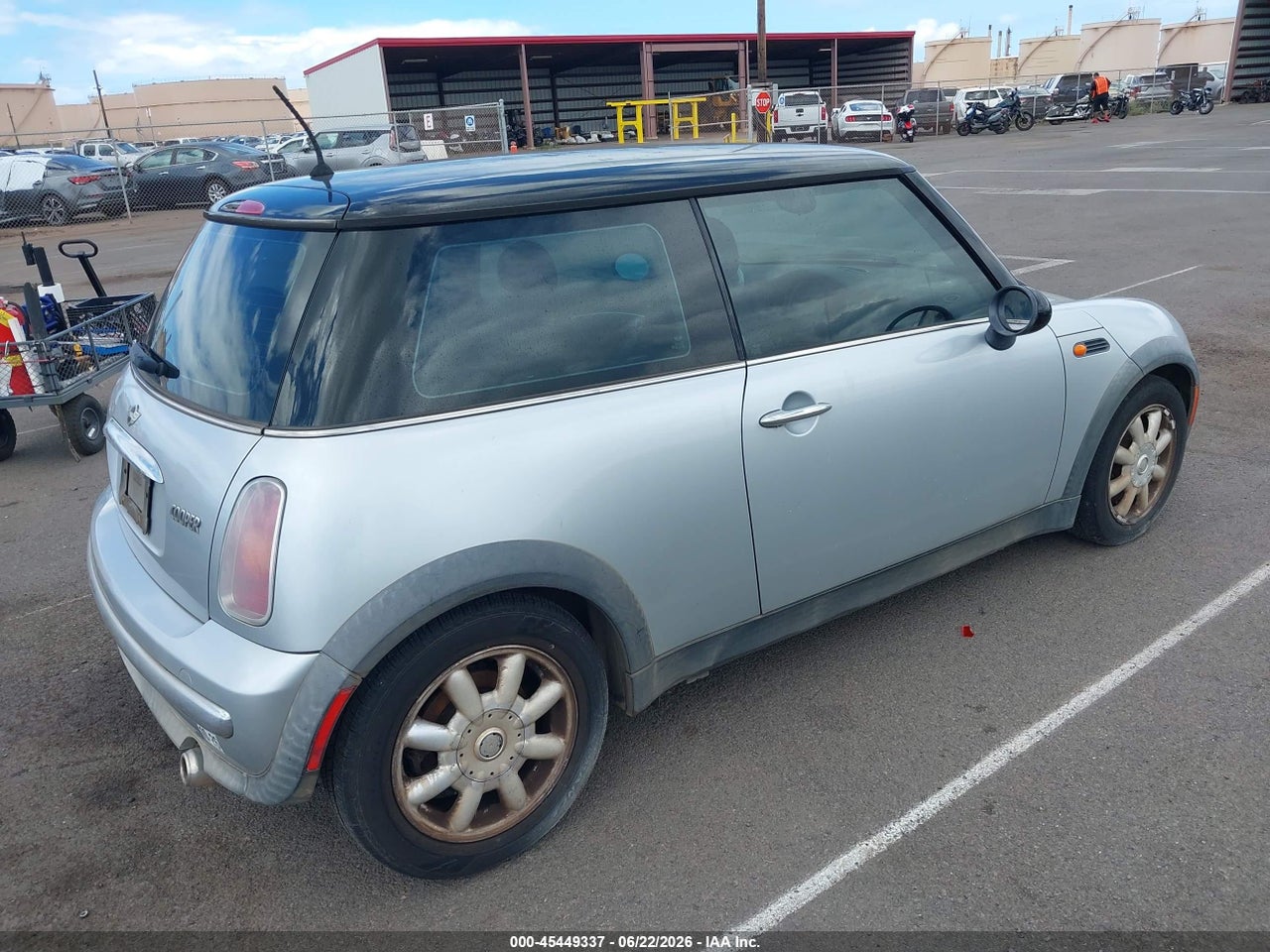 WMWRC33423T****** · 2003 MINI COOPER · 4/11