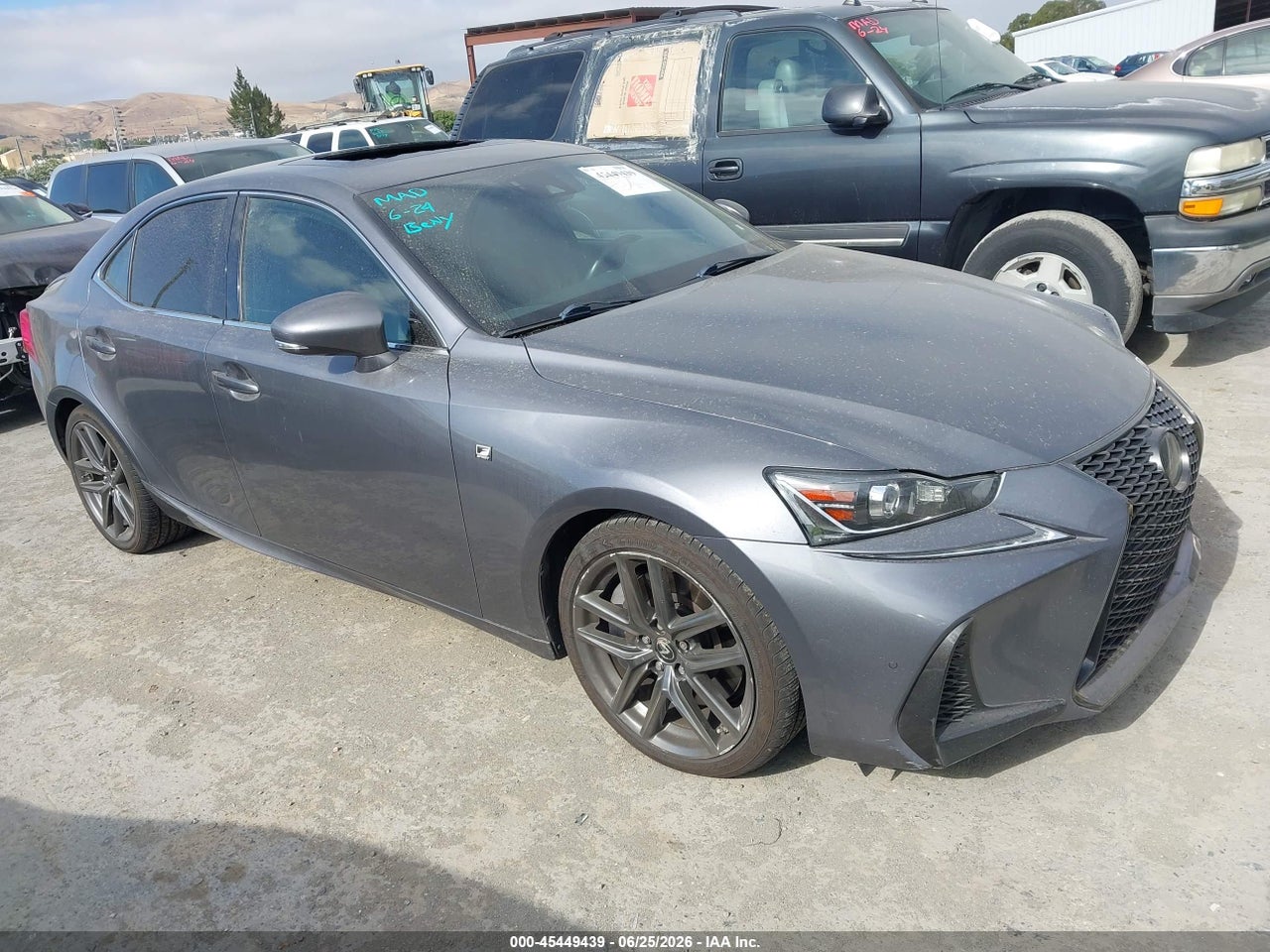 JTHBA1D2XJ5****** · 2018 LEXUS IS 300