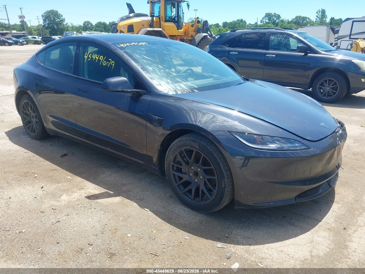 5YJ3E1EA1SF****** · 2025 TESLA MODEL 3 LONG RANGE REAR-WHEEL DRIVE/STANDARD REAR-WHEEL DRIVE