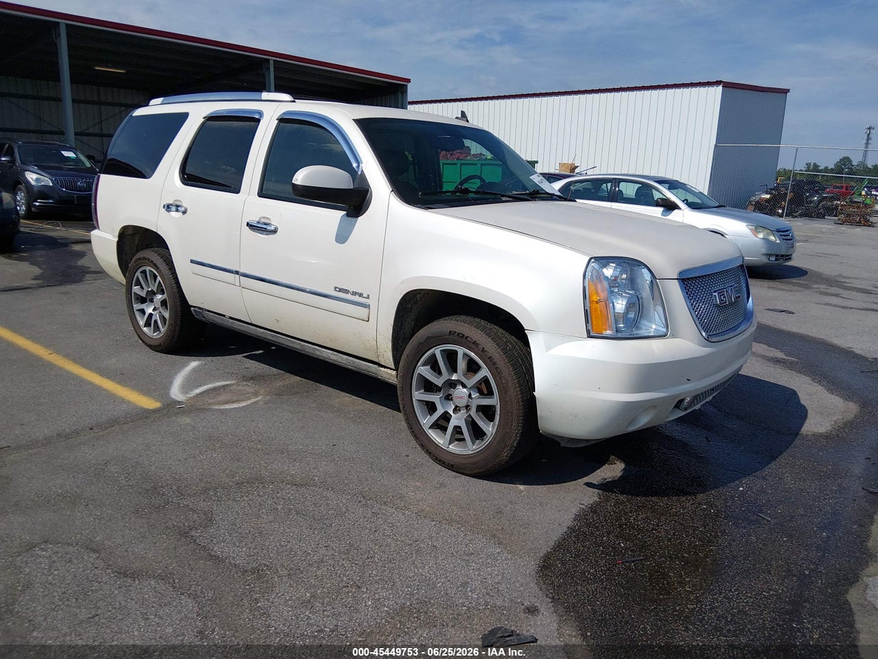 1GKS2EEF6BR****** · 2011 GMC YUKON DENALI