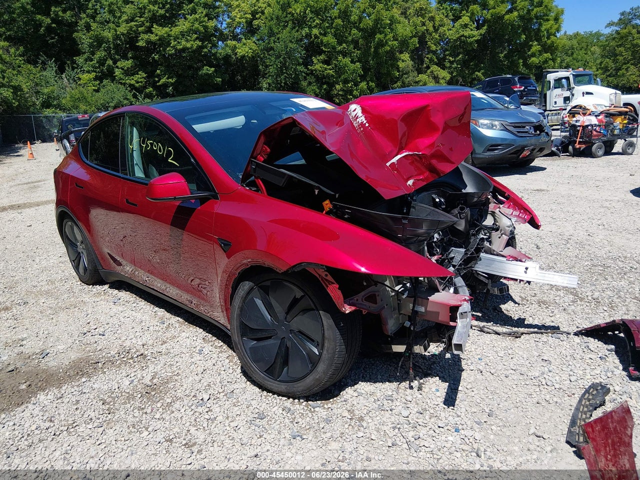 7SAYGDEE3TA****** · 2026 TESLA MODEL Y ALL-WHEEL DRIVE/LONG RANGE LAUNCH SERIES/PREMIUM ALL-WHEEL DRIVE