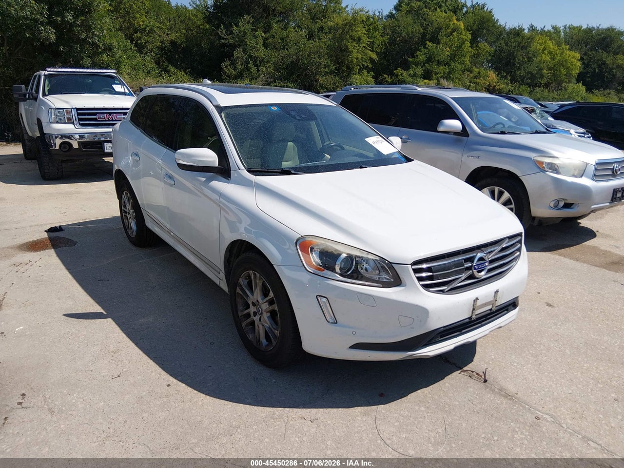 YV440MDM3G2****** · 2016 VOLVO XC60 T5 DRIVE-E PLATINUM