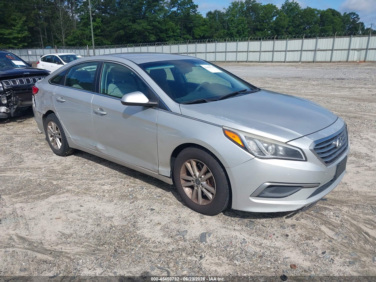 5NPE24AF3GH****** · 2016 HYUNDAI SONATA SE
