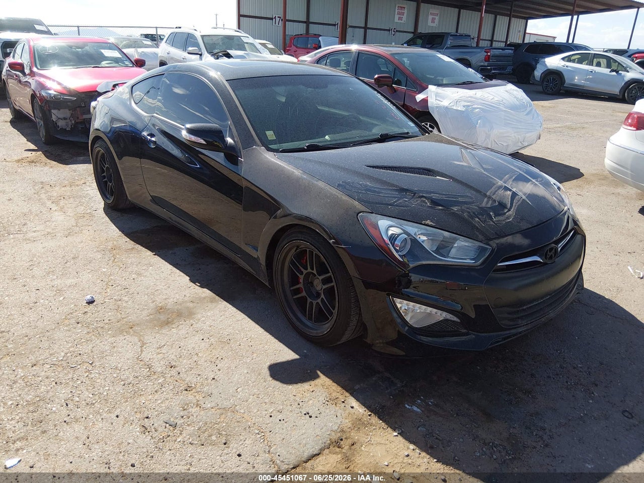 KMHHU6KJ1GU****** · 2016 HYUNDAI GENESIS 3.8 ULTIMATE
