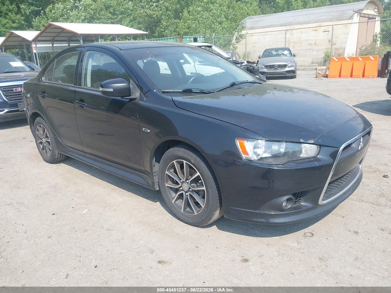 JA32V2FW7FU****** · 2015 MITSUBISHI LANCER SE