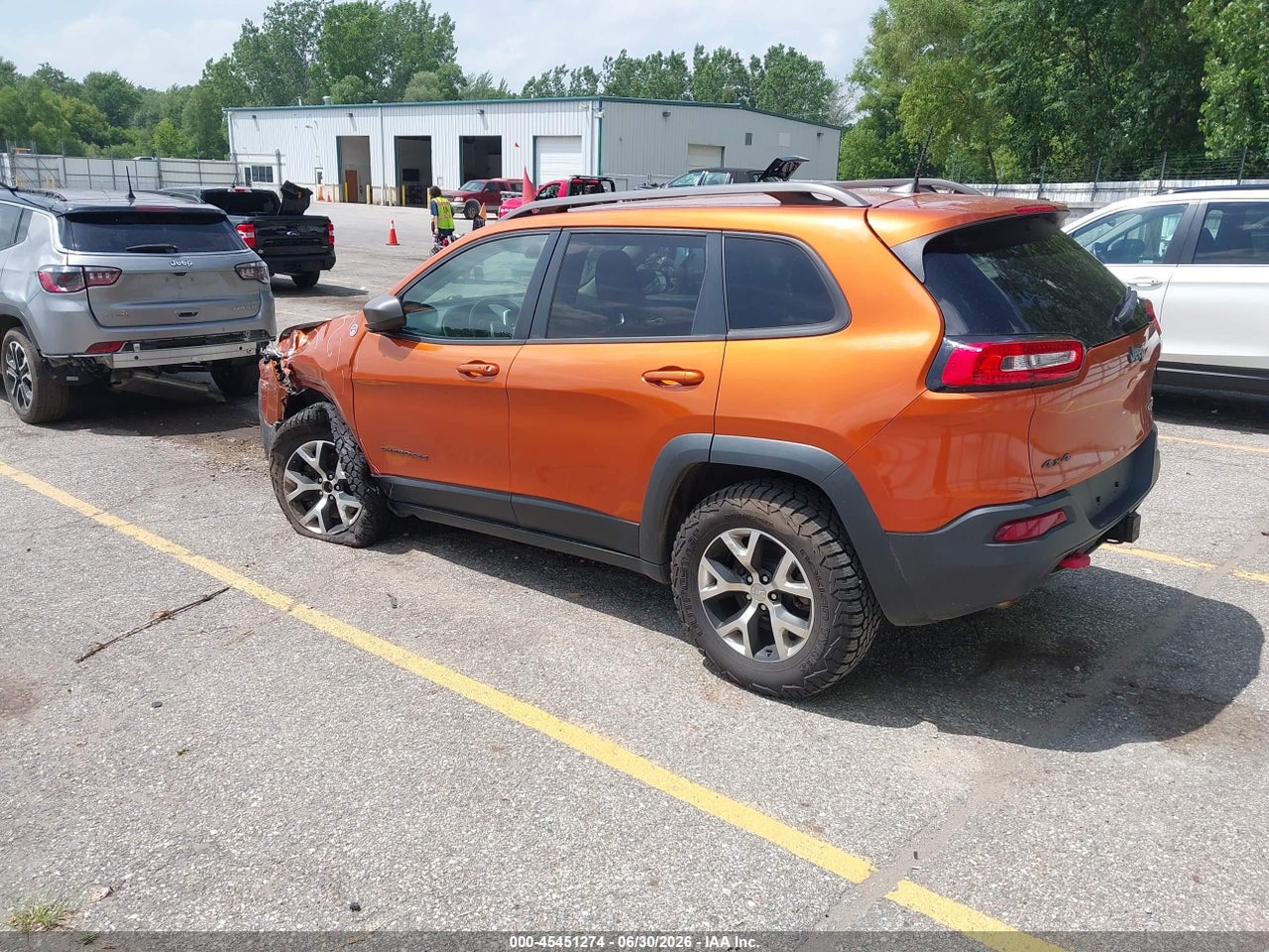 2016 JEEP CHEROKEE TRAILHAWK · 3/11