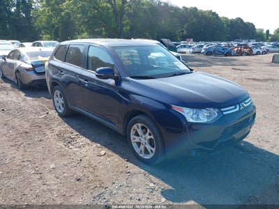 2014 MITSUBISHI OUTLANDER SE