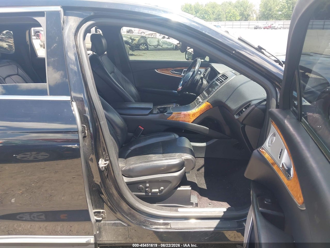 2016 LINCOLN MKX RESERVE · 5/11