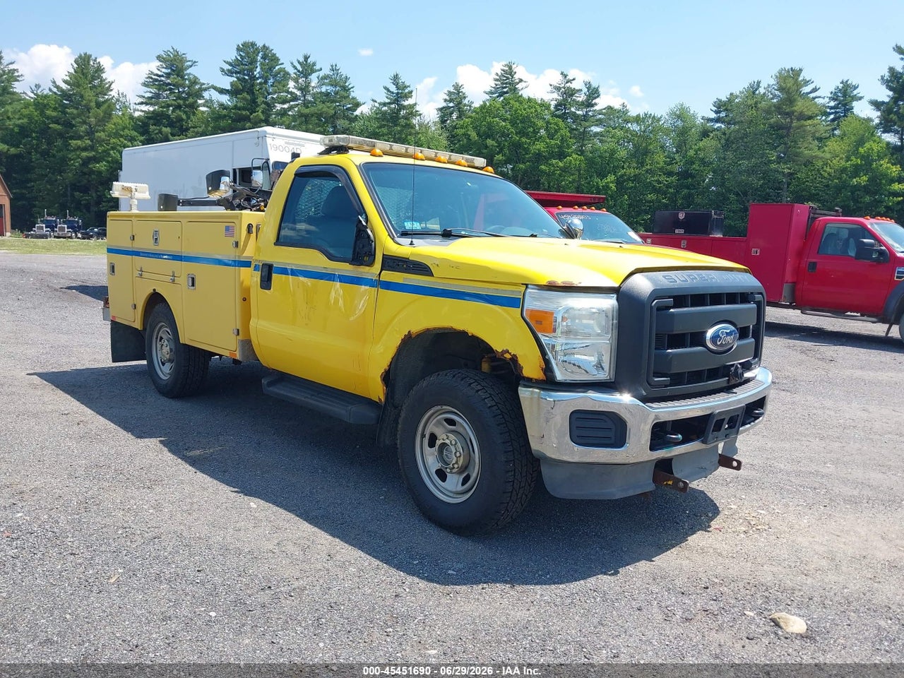 1FDRF3F66CE****** · 2012 FORD F-350 CHASSIS XL