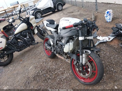 JKBZXJK17SA****** · 2025 KAWASAKI ZX636 K