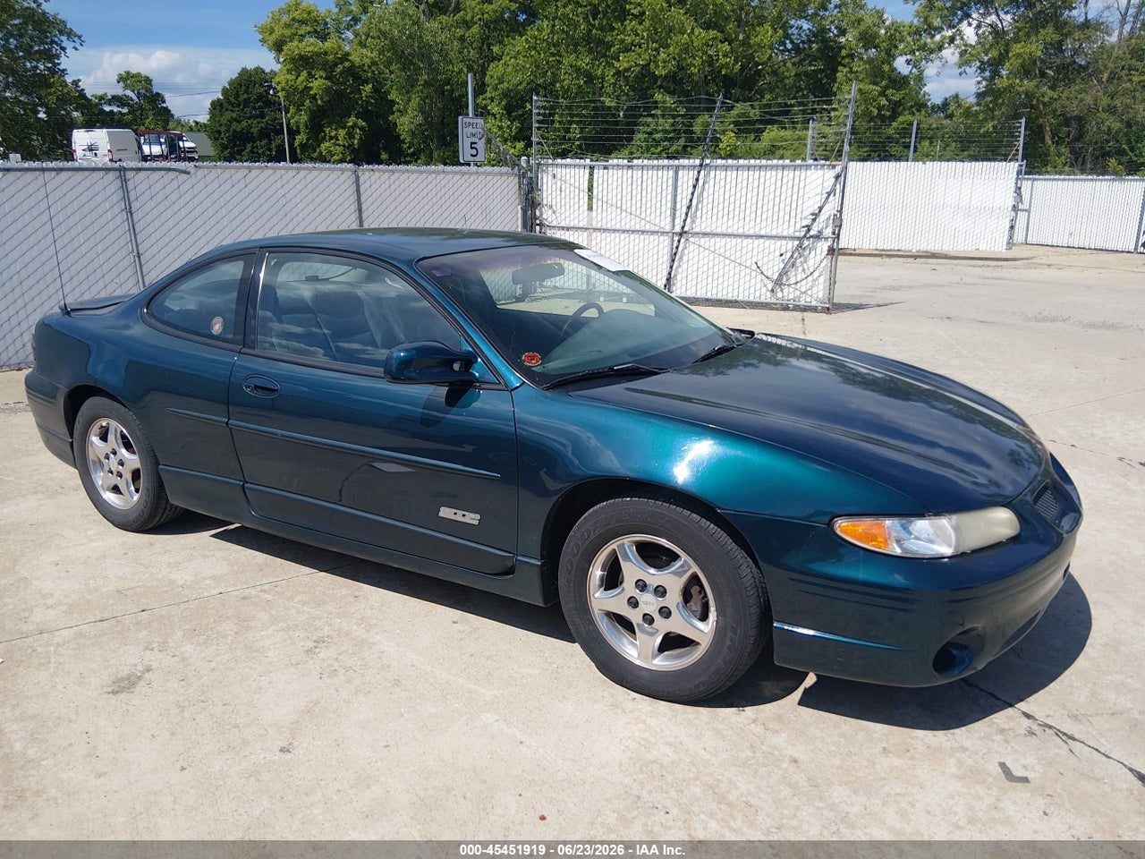 1G2WP1218VF****** · 1997 PONTIAC GRAND PRIX GT