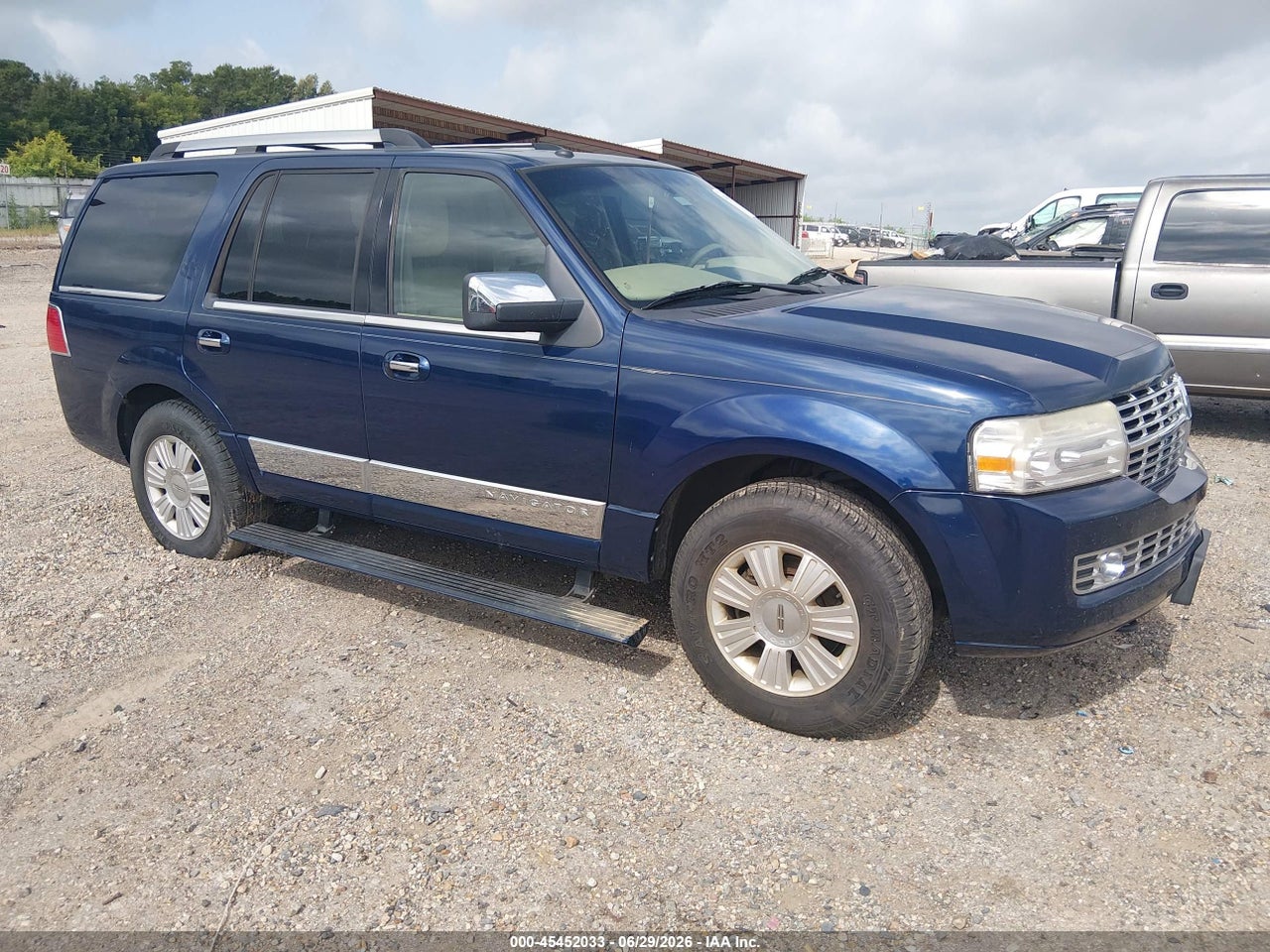 5LMJJ2H55AE****** · 2010 LINCOLN NAVIGATOR