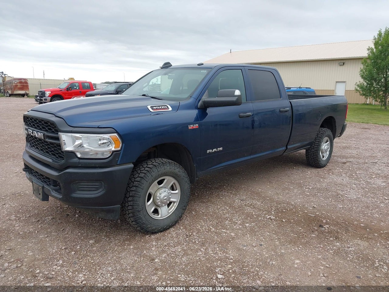 2021 RAM 3500 TRADESMAN  4X4 8' BOX · 2/11