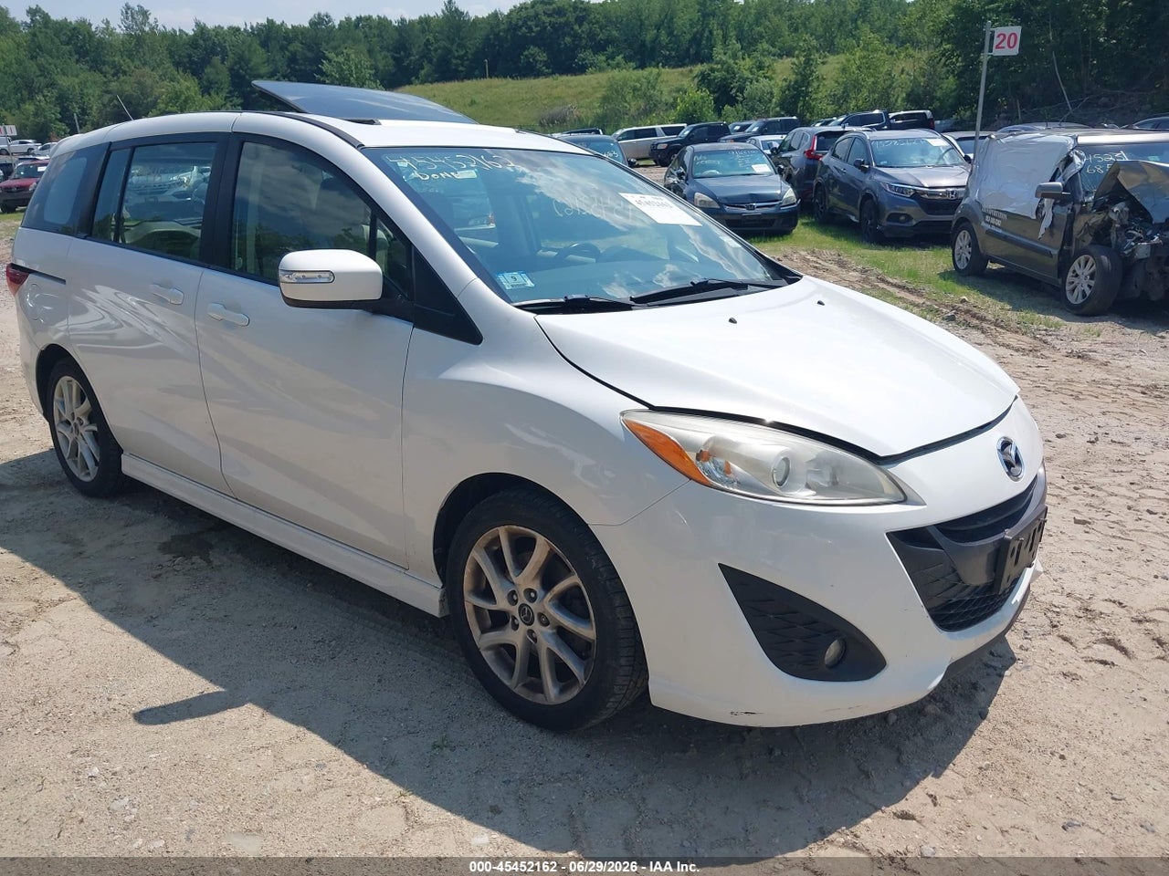JM1CW2CL6E0****** · 2014 MAZDA MAZDA5 TOURING