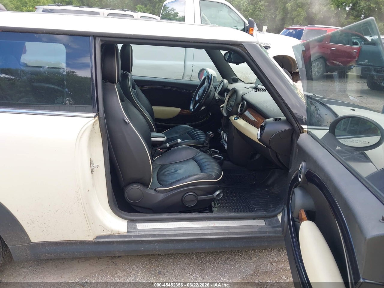 2009 MINI COOPER S   · 5/11