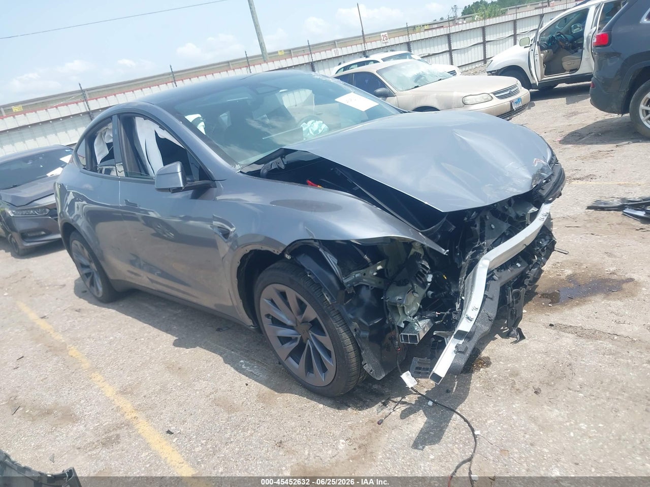 7SAYGDEE1TA****** · 2026 TESLA MODEL Y ALL-WHEEL DRIVE/LONG RANGE LAUNCH SERIES/PREMIUM ALL-WHEEL DRIVE