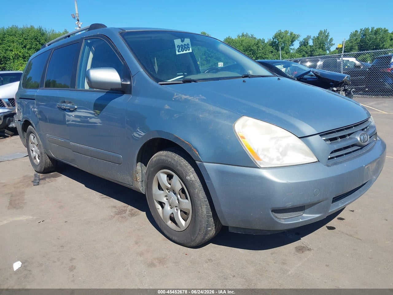 KNDMB233186****** · 2008 KIA SEDONA LX