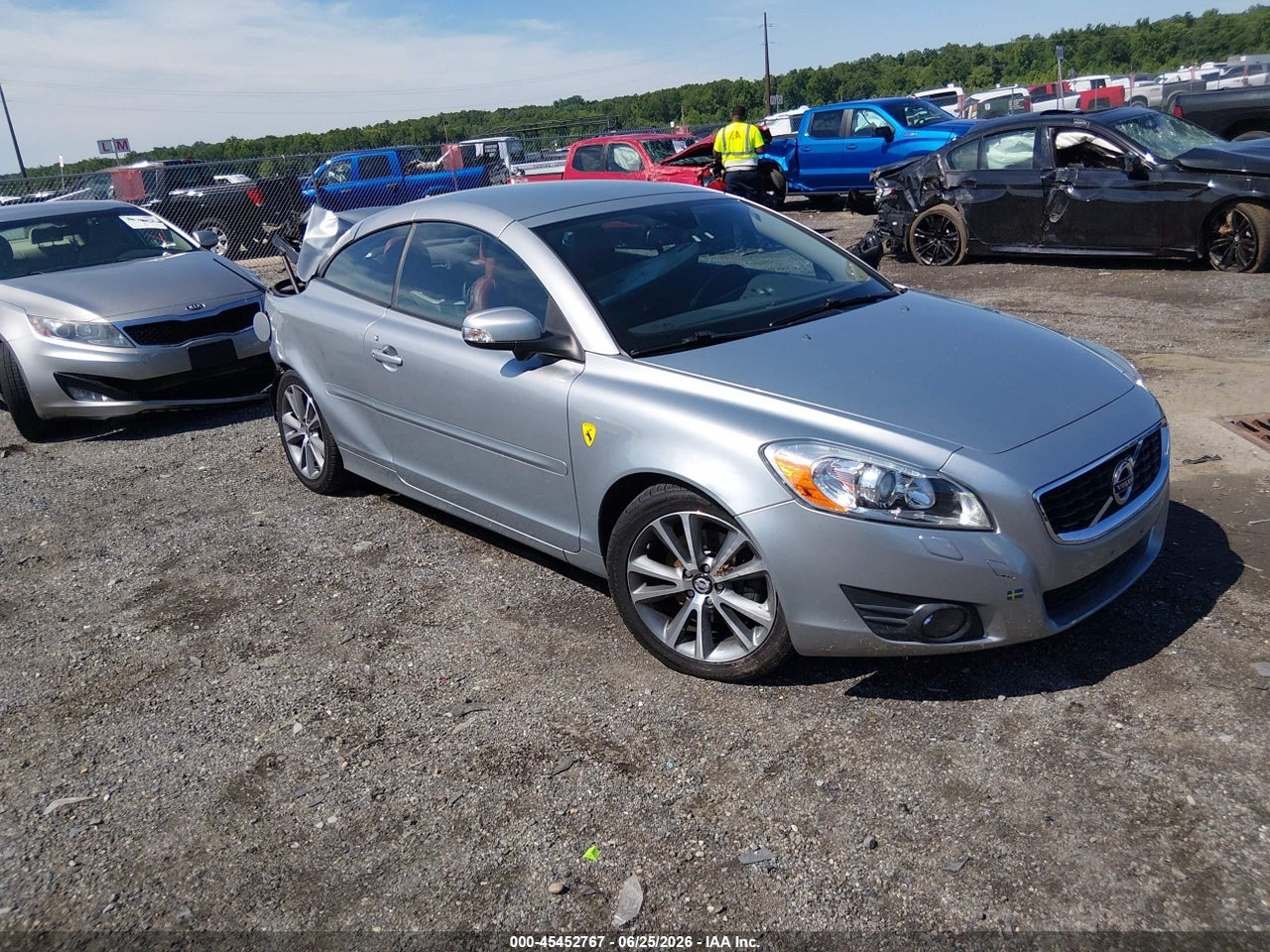 YV1672MC1BJ****** · 2011 VOLVO C70 T5 (RETAIL ONLY)