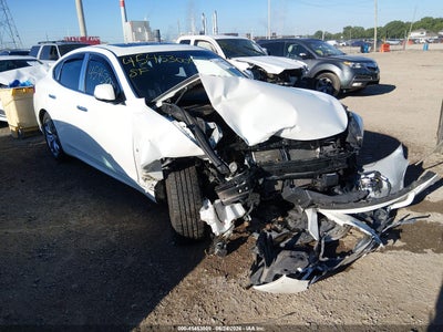 2017 INFINITI Q70 3.7X